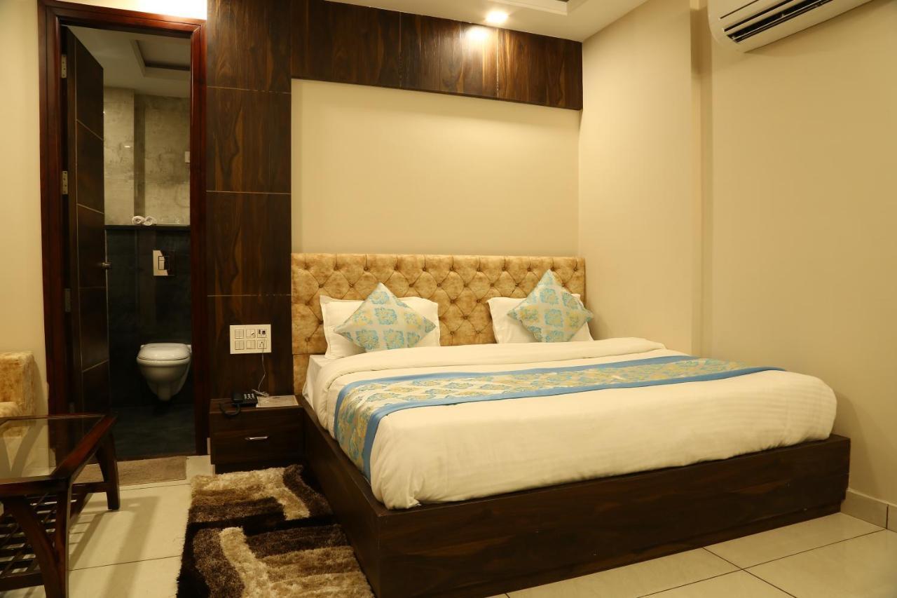 Hotel Kush Ganga Heritage Haridwār Exterior foto